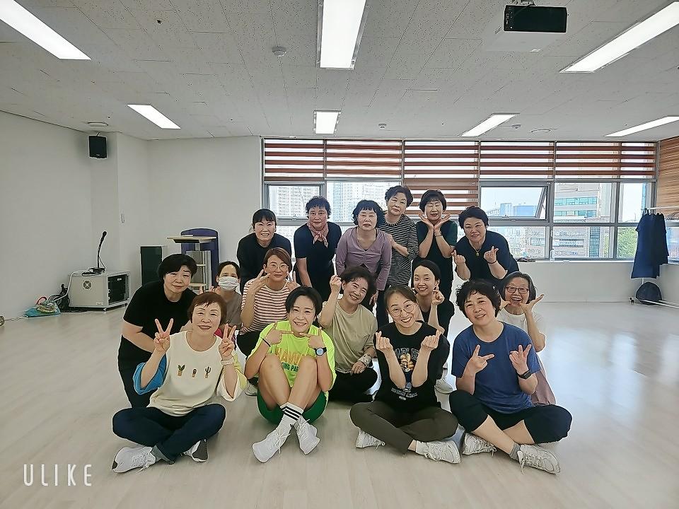 주민행복센터줌바수업입니다.jpg 이미지