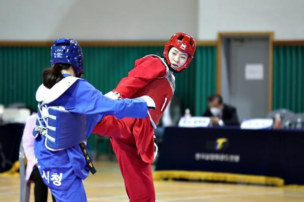 thumb-3542522718_UhHjy7r2_e5ba96b1639397360cd361788bc4090a2be5b6c3_600x400.jpg 이미지